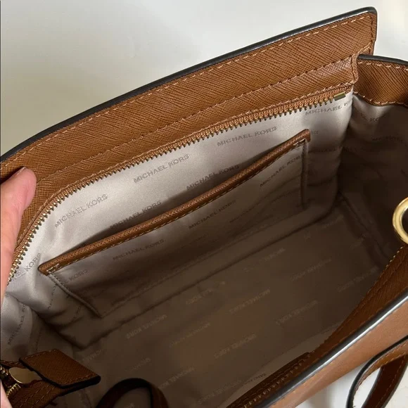 Michael Kors Tan Satchel/ Crossbody Bag - Picture 10 of 12